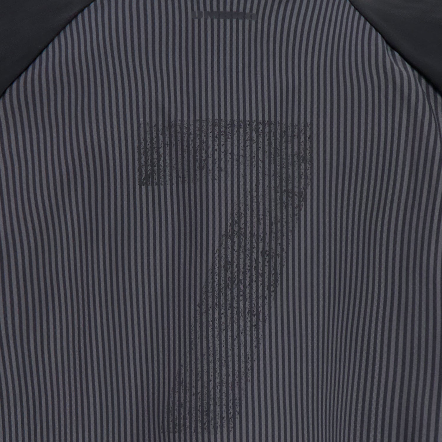 Retro panelled raglan tee shirt for mens - Shop workout tee shirts by Umbro