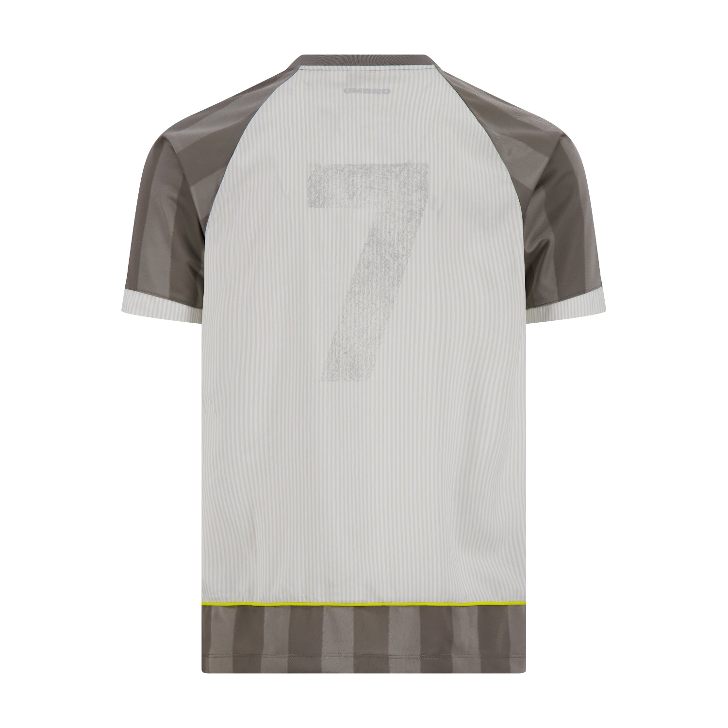 Retro panelled sickest soccer jersey in gray. Shop men's workout tee shirts by Umbro.