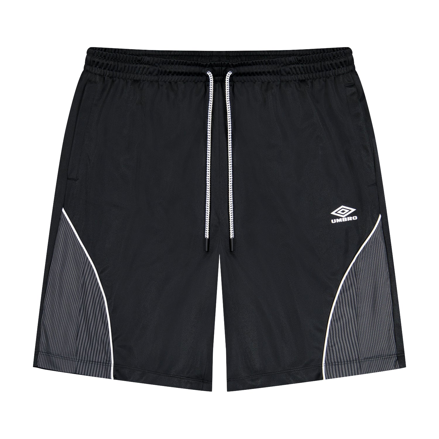 Men's relaxed fit panelled black soccer shorts. Shop men's workout shorts with pockets by Umbro.