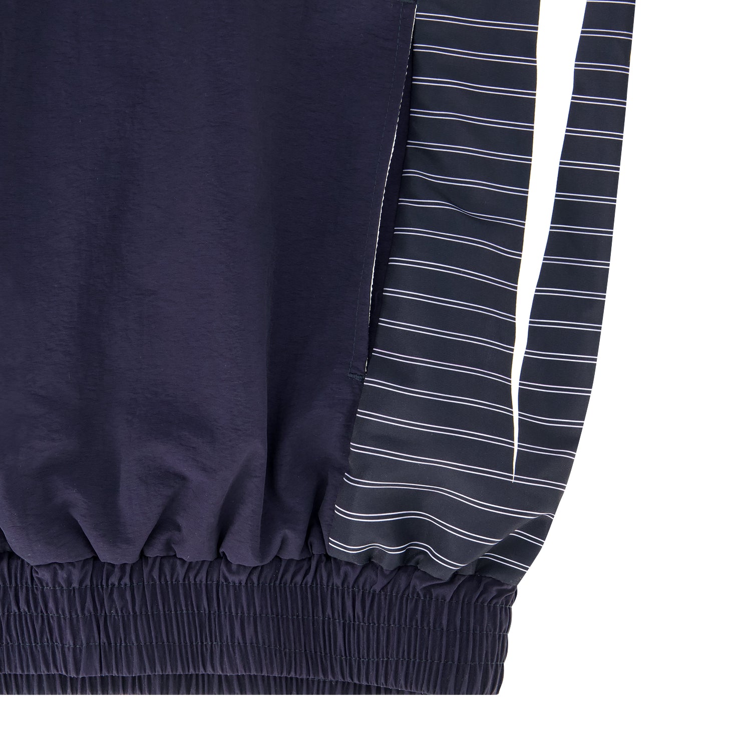 Men's relaxed-fit navy blue track jacket with dropped sleeves - Shop unisex nylon track jackets by Umbro