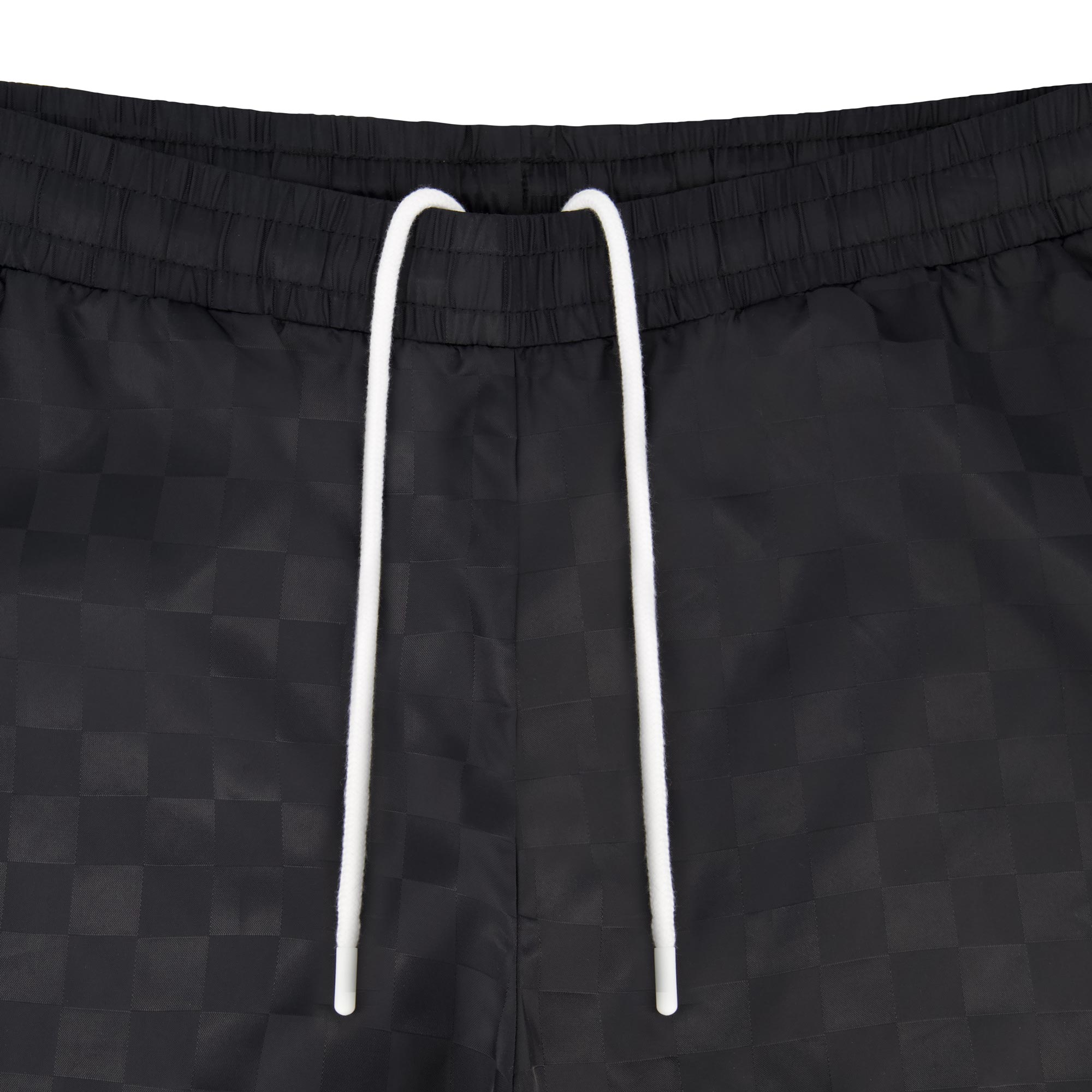 Men's checkered jacquard jet black workout short - Shop men's soccer shorts with pockets by Umbro