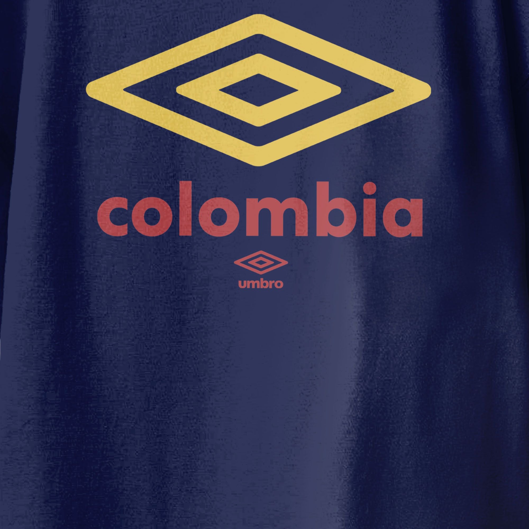 Kids’ Colombia diamond logo navy soccer T-shirts / Shop football team tees in soft cotton by Umbro.