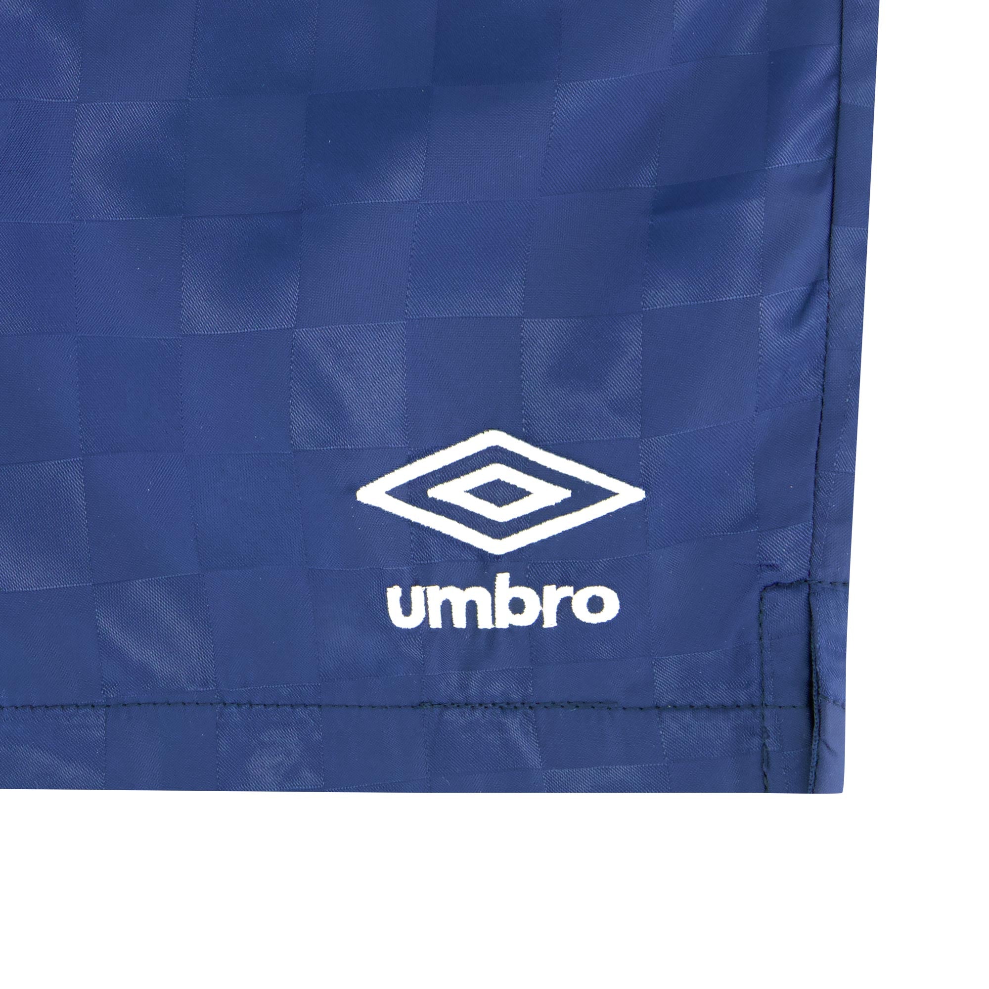 Men's checkered jacquard navy blue soccer shorts - Shop men's workout shorts with pockets by Umbro