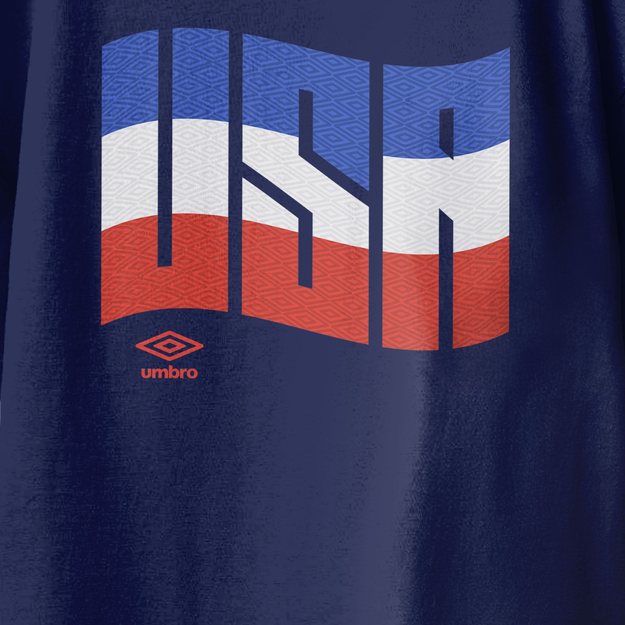 USA wavy graphic navy blue soccer tee. Shop football team tees in soft cotton by Umbro.