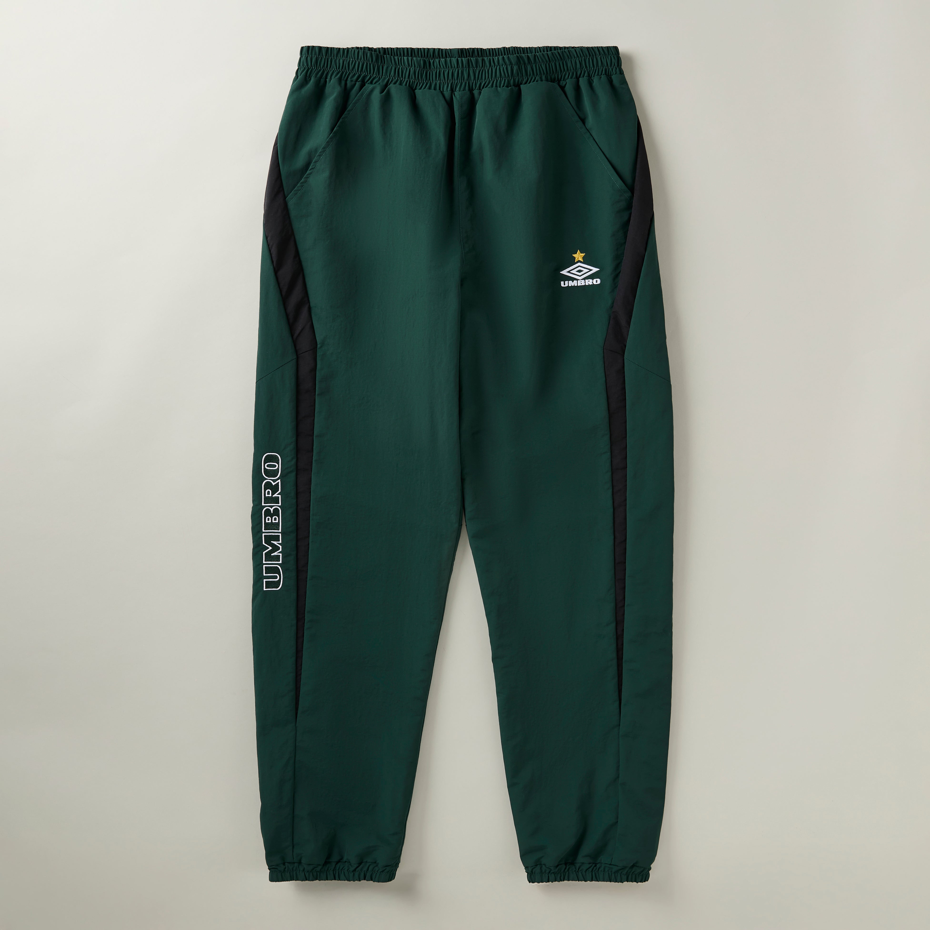 Umbro Men's Relaxed Track Pant