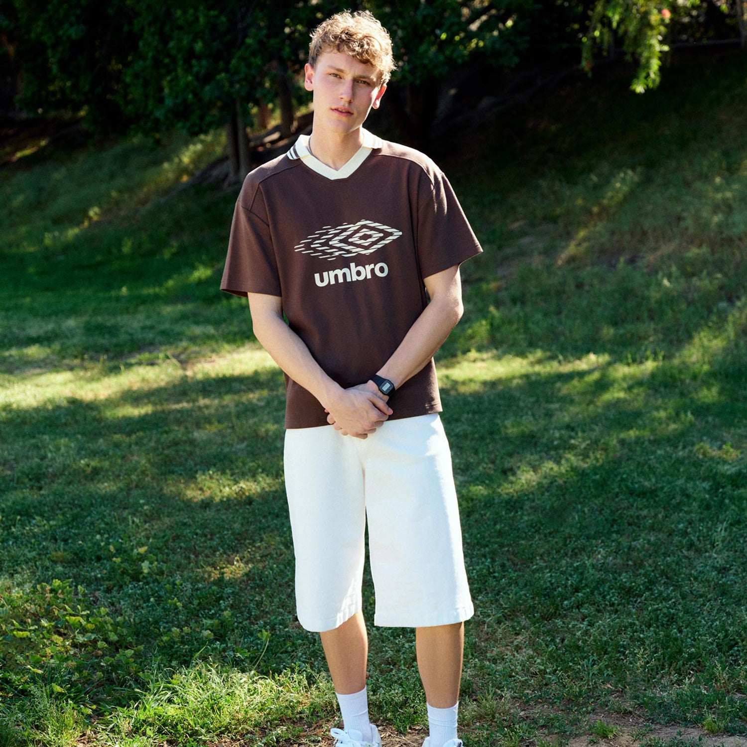 Men's brown retro soccer shirts - Shop the latest polo collar shirts for soccer and football by Umbro